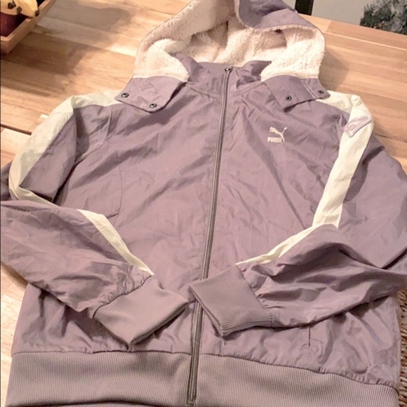 PUMA ⭐️ track jacket - Picture 2 of 10